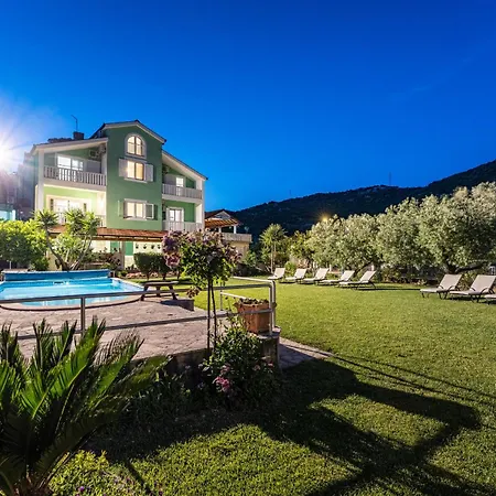 Nyaraló My Dalmatia - Paradise With Private Heated Swimming Pool *