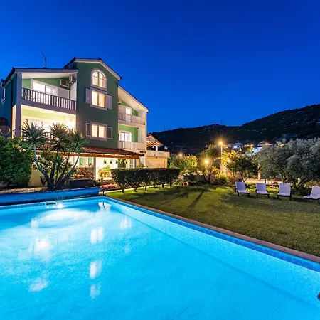 Nyaraló My Dalmatia - Paradise With Private Heated Swimming Pool Peračko Blato